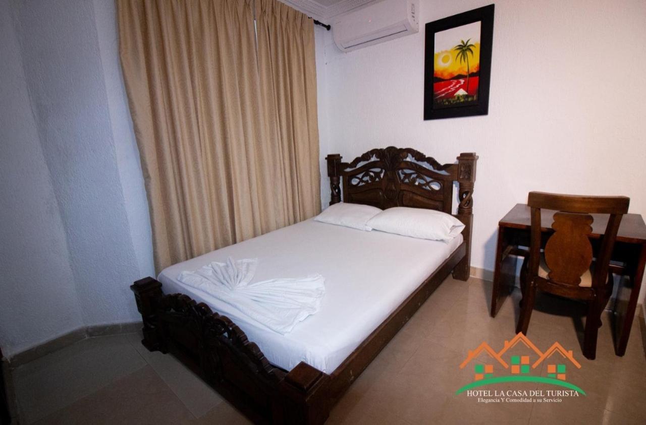 Hotel La Casa Del Turista Cartagena エクステリア 写真