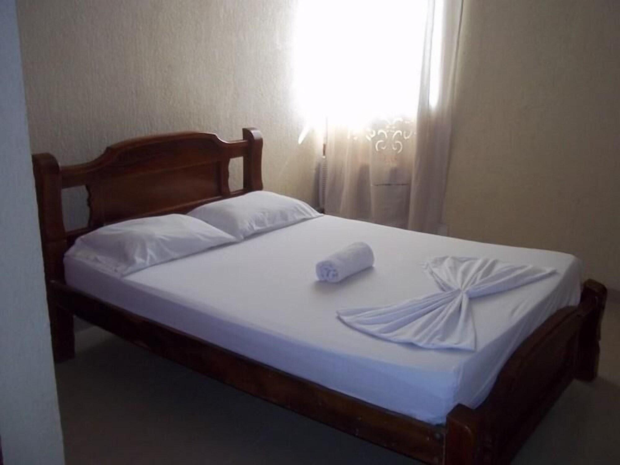 Hotel La Casa Del Turista Cartagena エクステリア 写真