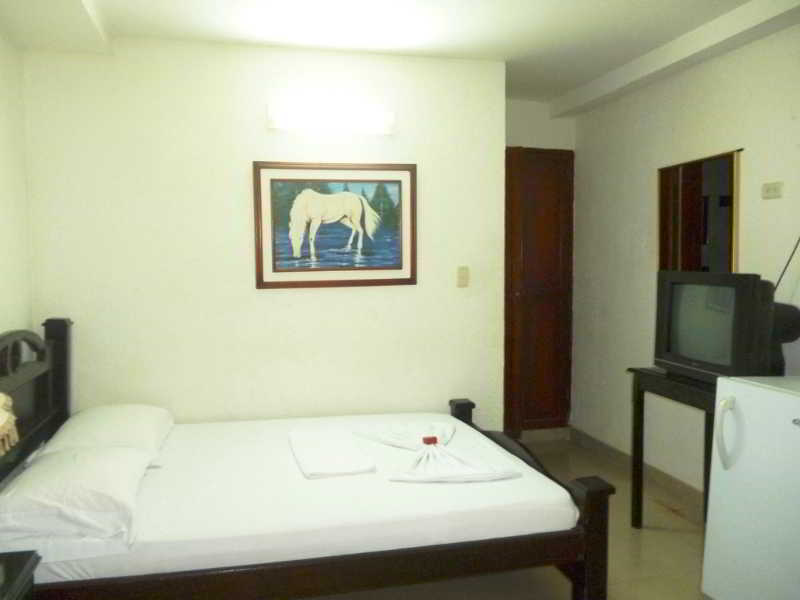 Hotel La Casa Del Turista Cartagena エクステリア 写真