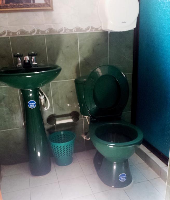 Hotel La Casa Del Turista Cartagena エクステリア 写真